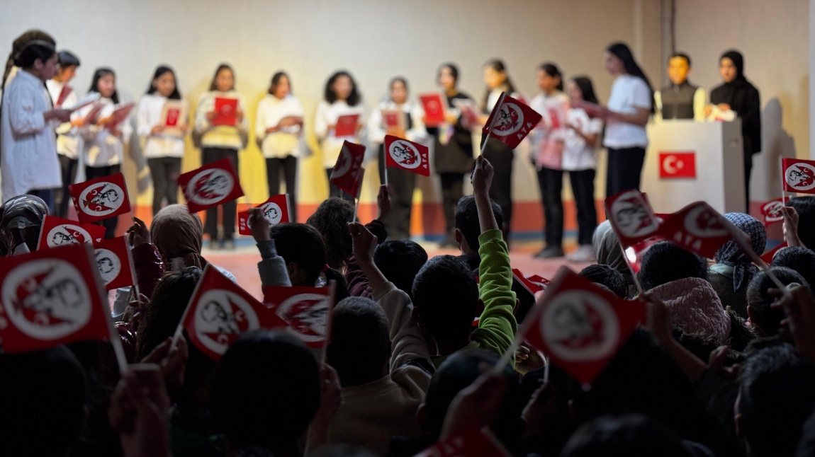 “Bağımsızlığımızın Güçlü Sesi: İstiklal Marşı”